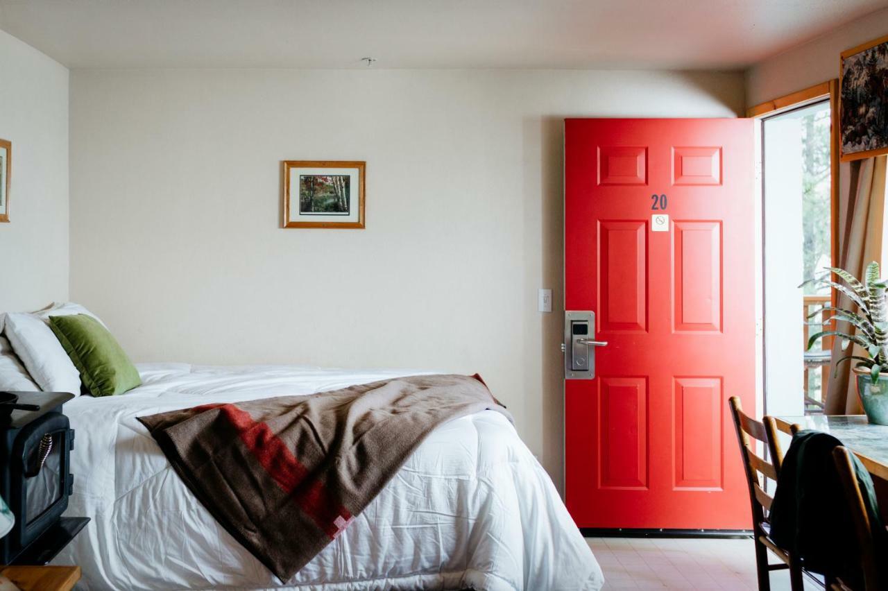 Honey Bear Lodge & Cabins Big Bear Lake Quarto foto